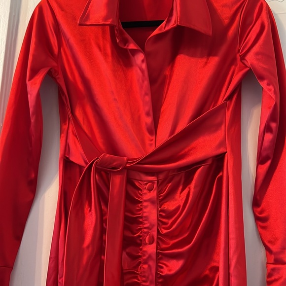 Beautiful red dress size M. - Picture 4 of 4